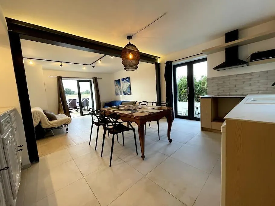 דירה פלואמור New Appartment 180M From The Beach